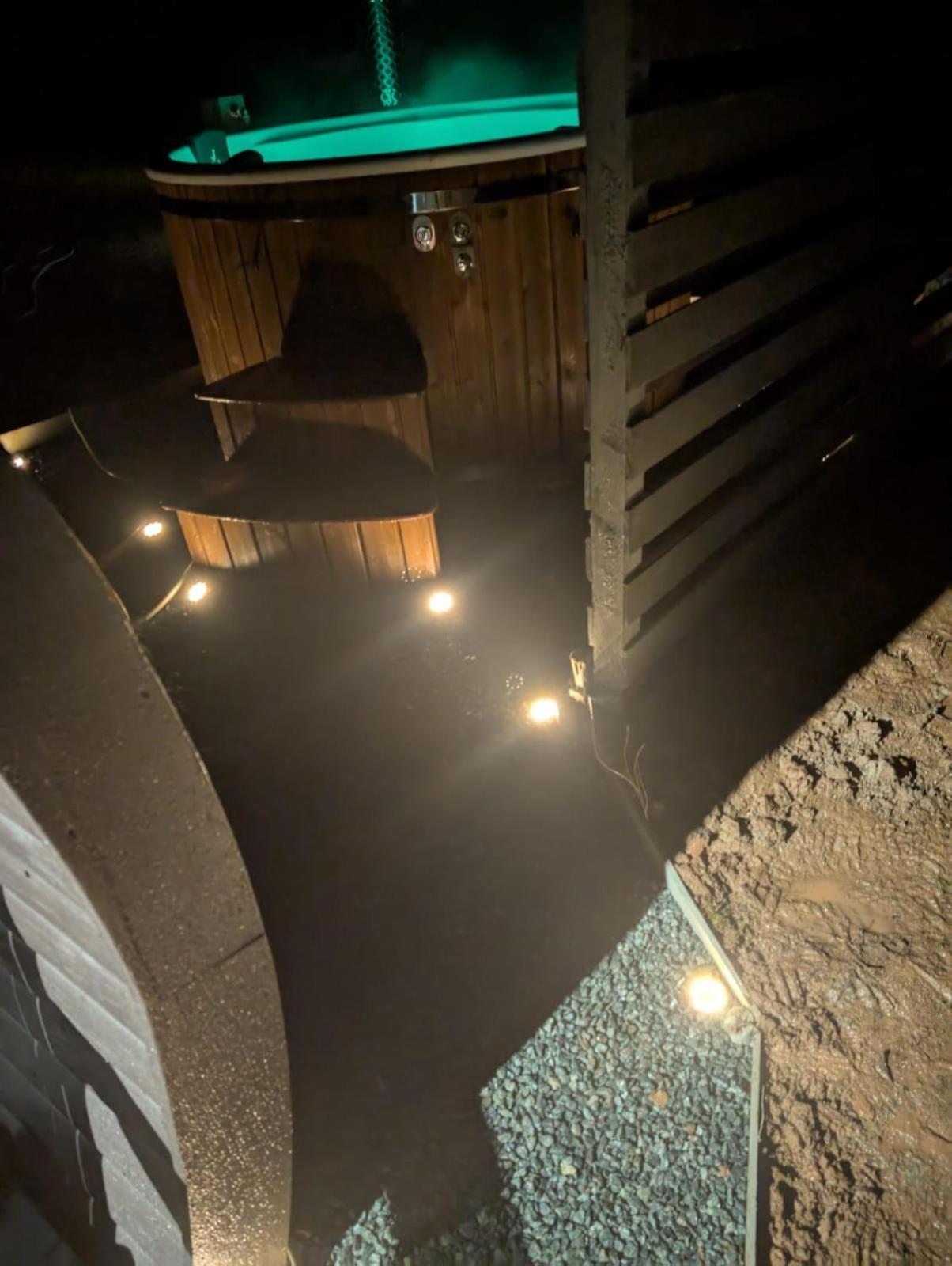 Caplor Glamping & Lodges Hereford Exterior foto